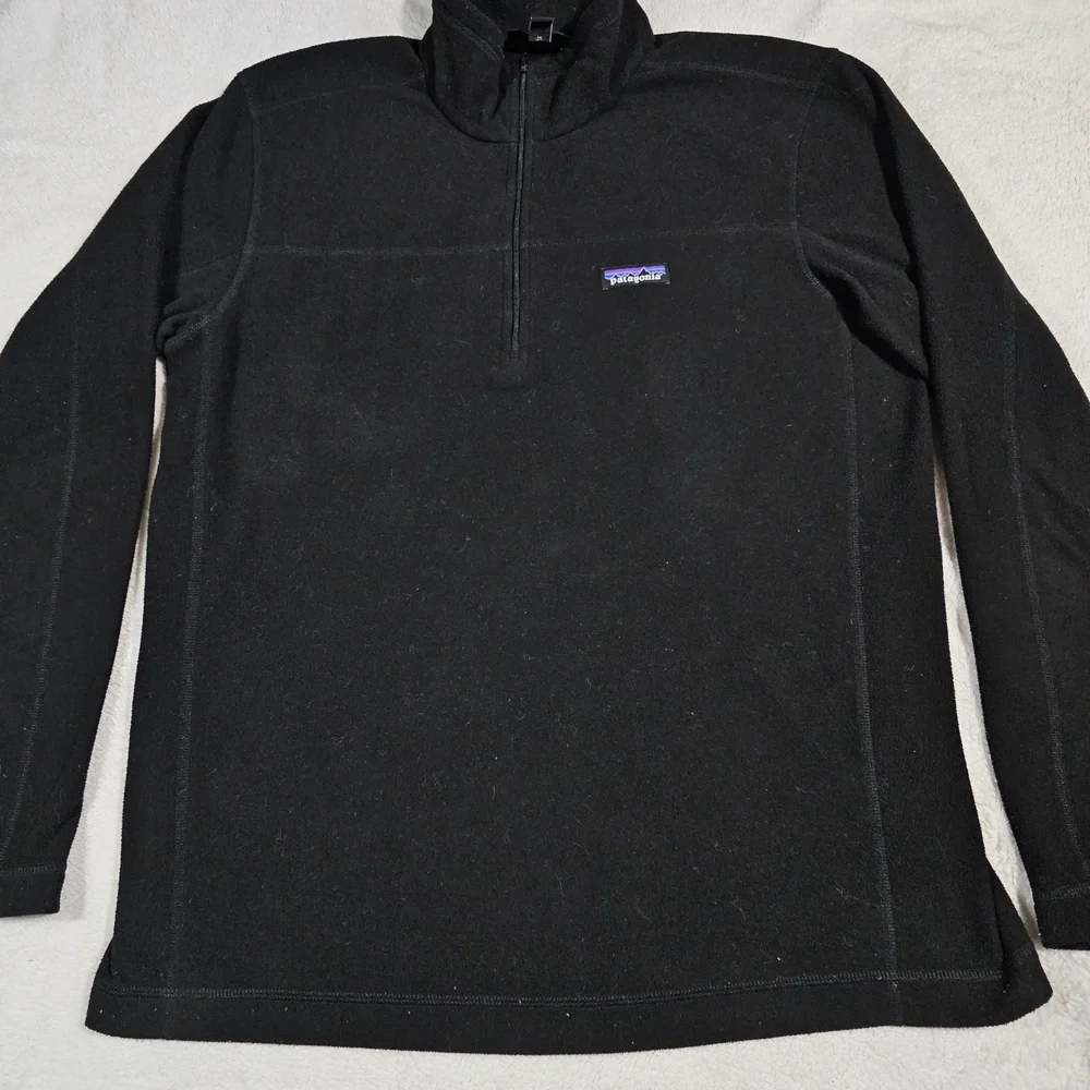 Black Quarter-Zip Pullover